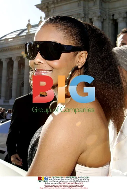 Janet Jackson at Louis Vuitton SS 2007 Show