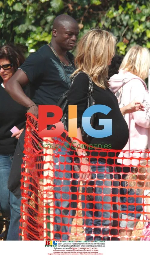 Heidi Klum and Seal Pumpkin Hunting