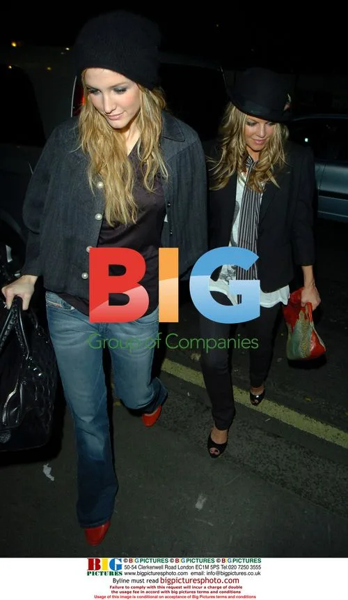 Ashlee Simpson and Fergie Dine at Mr. Chows