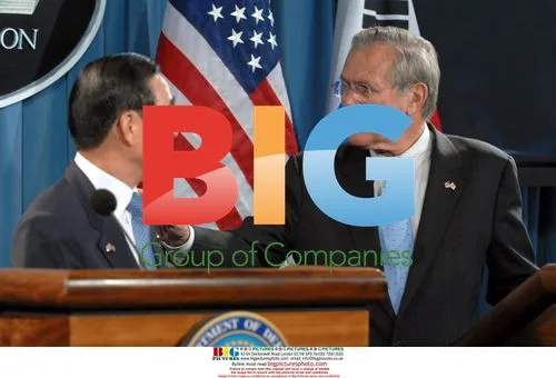 Rumsfeld and Yoon Kwang Ung Confer at Pentagon