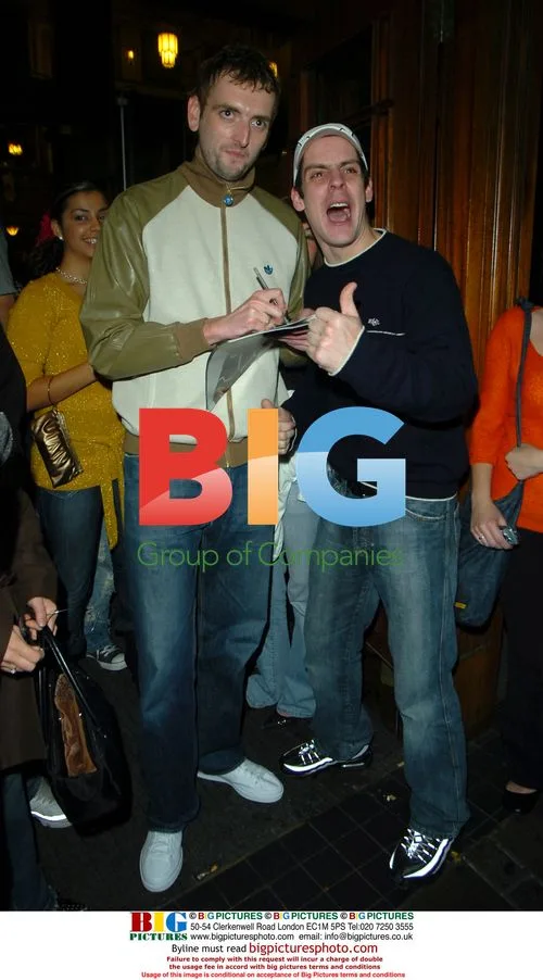 Maggot leaving Sugababes concert
