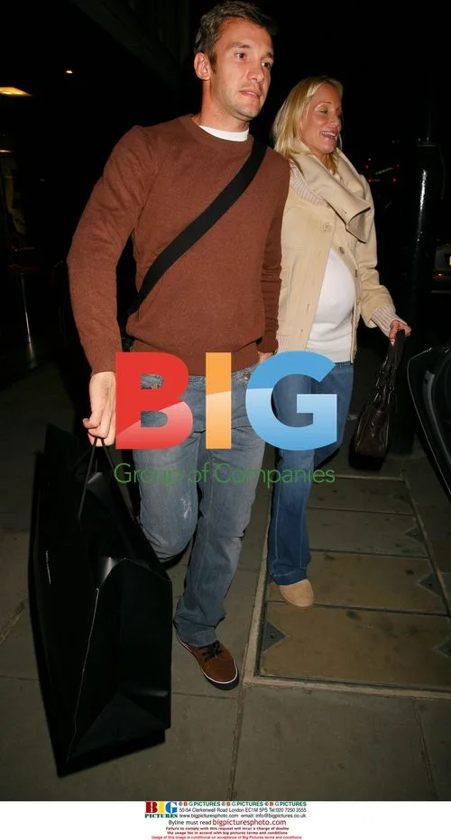 Andriy Shevchenko and Pregnant Wife Shopping