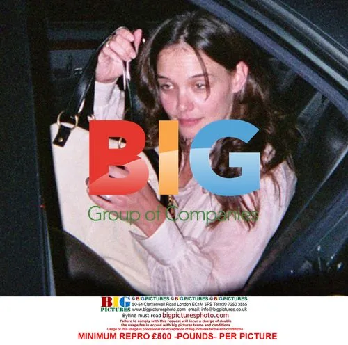 Katie Holmes goes to Beverly Hills Hotel