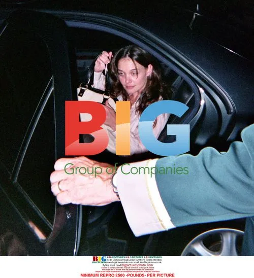Katie Holmes escapes to Beverly Hills Hotel