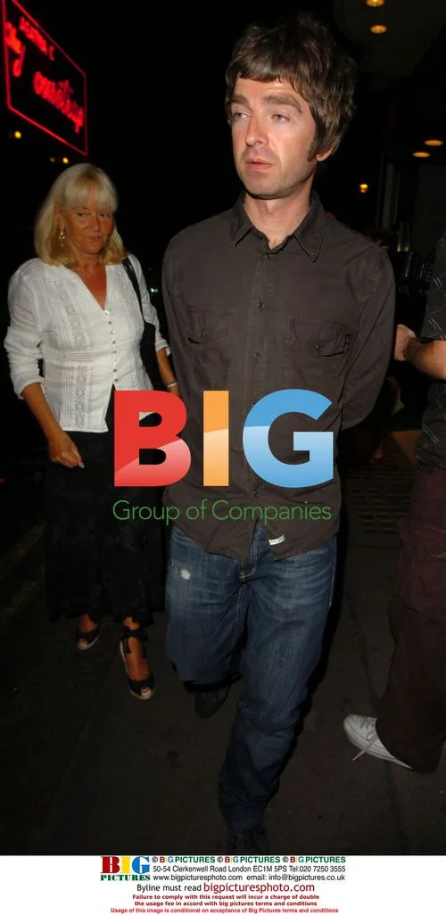 Noel Gallagher, Sara MacDonald, and Patsy Kensit at the Ivy