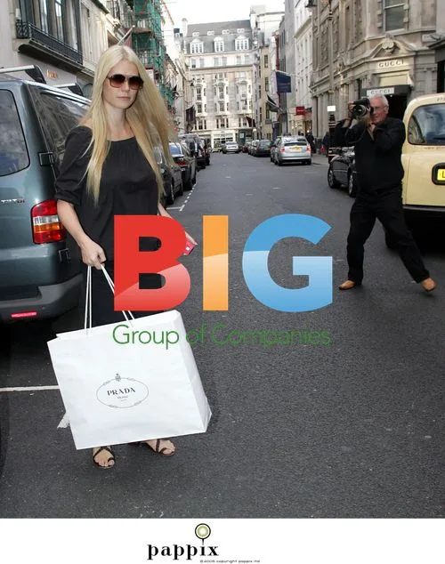 Gwyneth Paltrow Promotes American Express Red Card