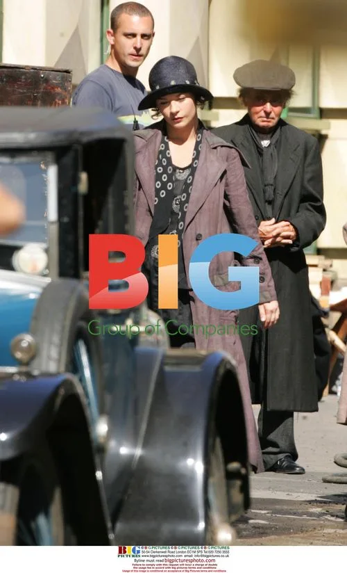 Catherine Zeta-Jones on set of "Death Defying Acts"