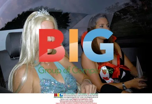 Singer Louise Griffiths at Sam Branson's 21st Birthday