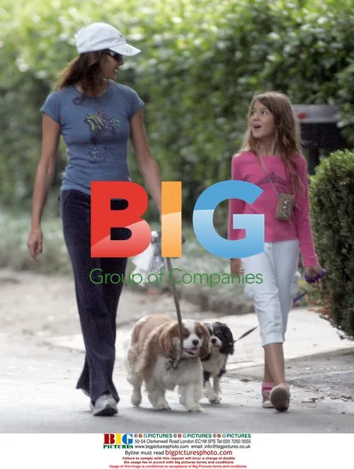 Teri Hatcher and daughter walk dogs