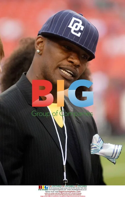Jamie Foxx at Washington Redskins Game