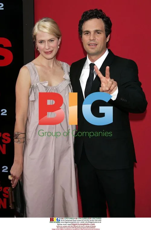 Mark Ruffalo and Wife Sunrise at 'All The King's Men' Premiere