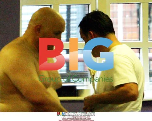 Ant and Dec Practice Sumo Moves