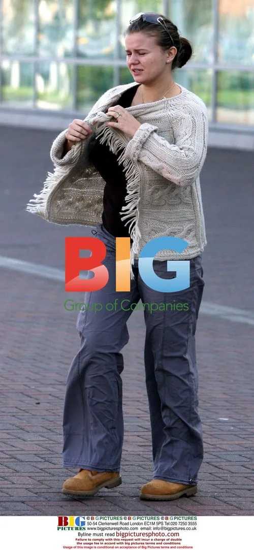 Pregnant Kerry Katona Visits Car Wash