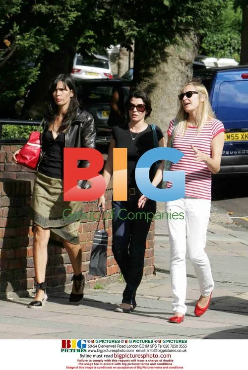Sadie Frost Going for Coffee in London