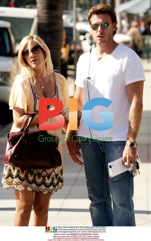 Tori Spelling and Dean McDermott Pregnant