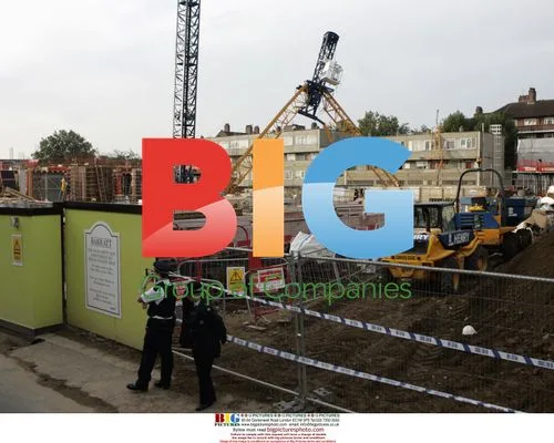 Crane collapse kills 2 in Battersea, London