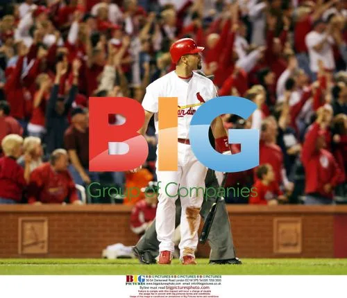 Albert Pujols hits 3 home runs