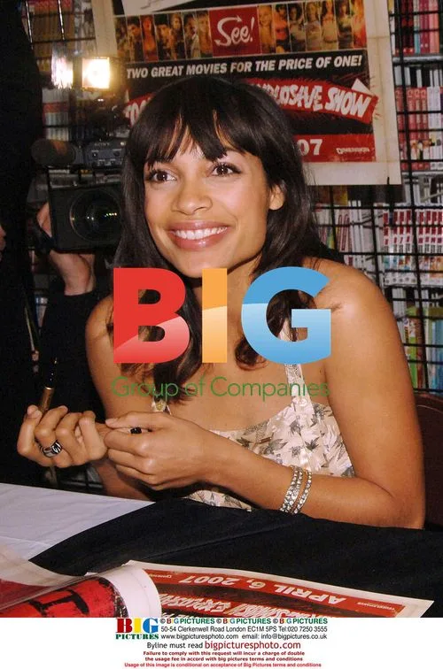 Rosario Dawson book signing for "Grindhouse"