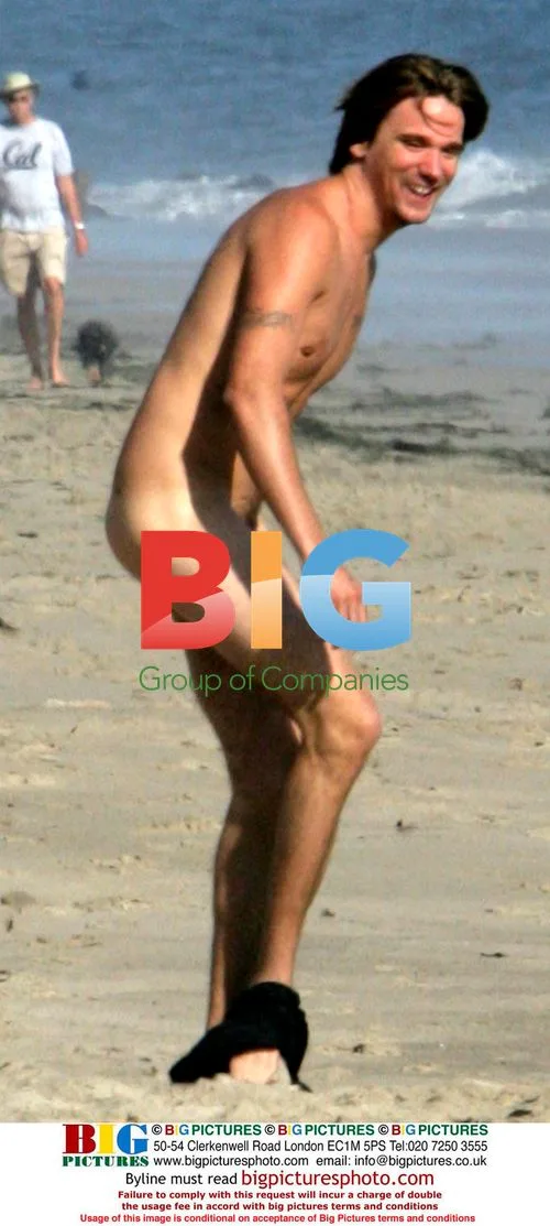 Sean Stewart Bares All on Malibu Beach