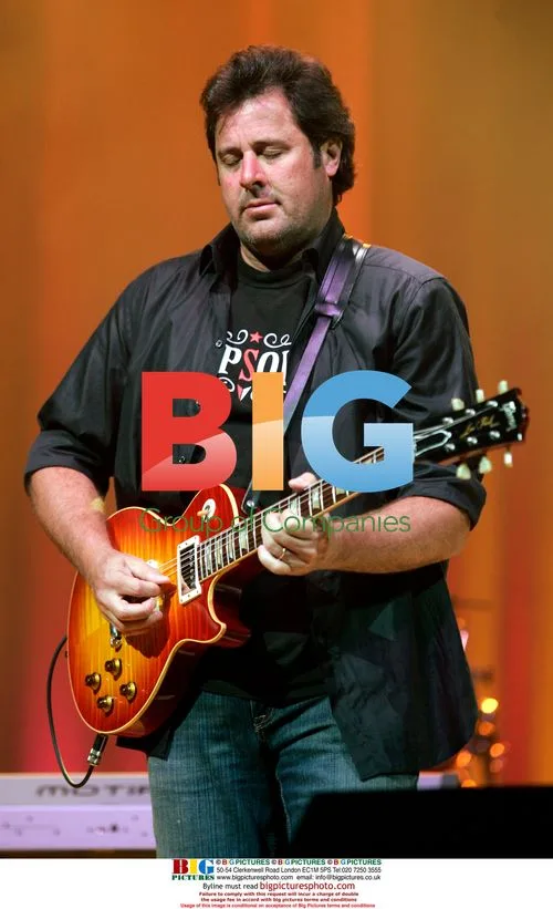 Vince Gill performs in concert