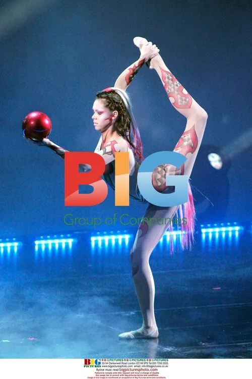 Cirque Du Soleil "Delirium" Performance