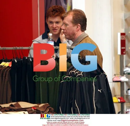 Steve McLaren with family in California