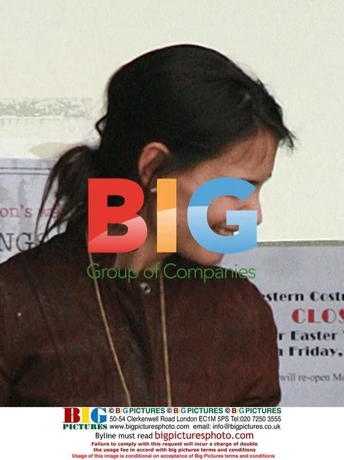 Katie Holmes Goes to Costume Fitting