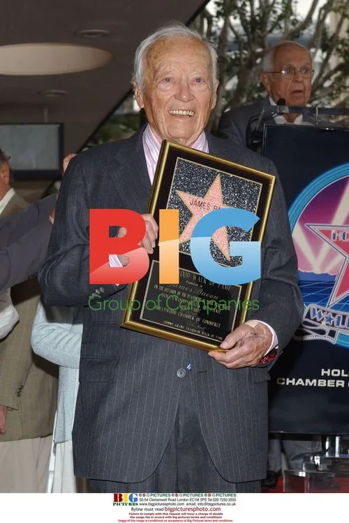 James Bacon honored with Hollywood Walk of Fame star