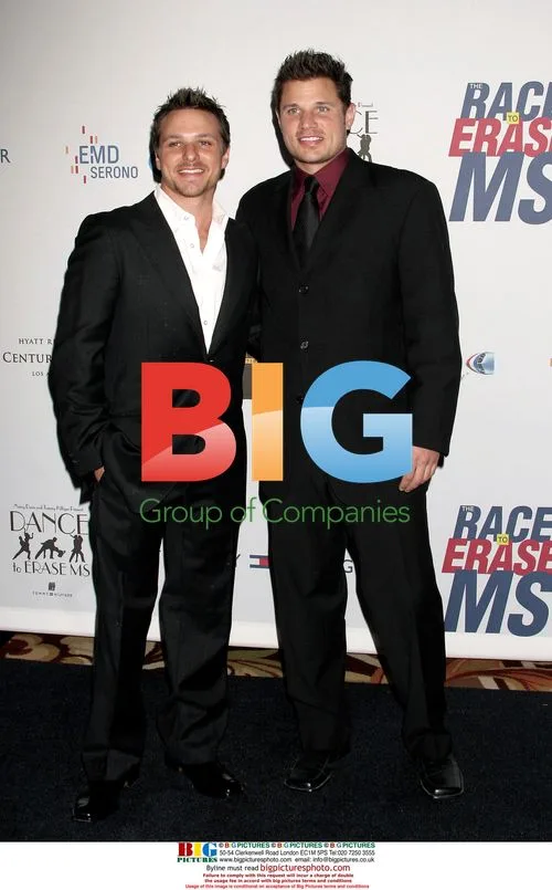 Nick Lachey and Drew Lachey at Race to Erase MS Benefit