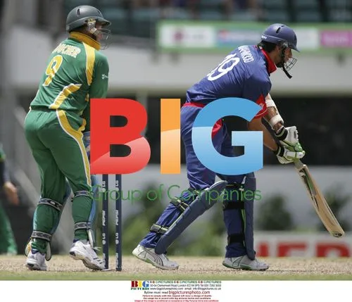 Mahmood bowled by Hall in England v South Africa match