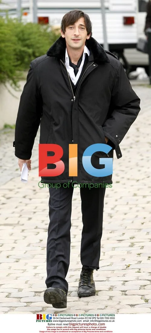 Adrien Brody on set of Brothers Bloom