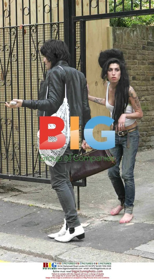 Amy Winehouse and Noel Fielding Spotted