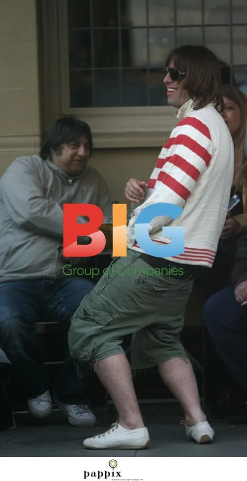 Liam Gallagher Relaxing with Friends