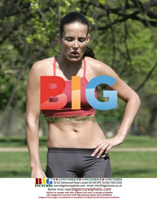 Sophie Anderton Works Out in Hyde Park