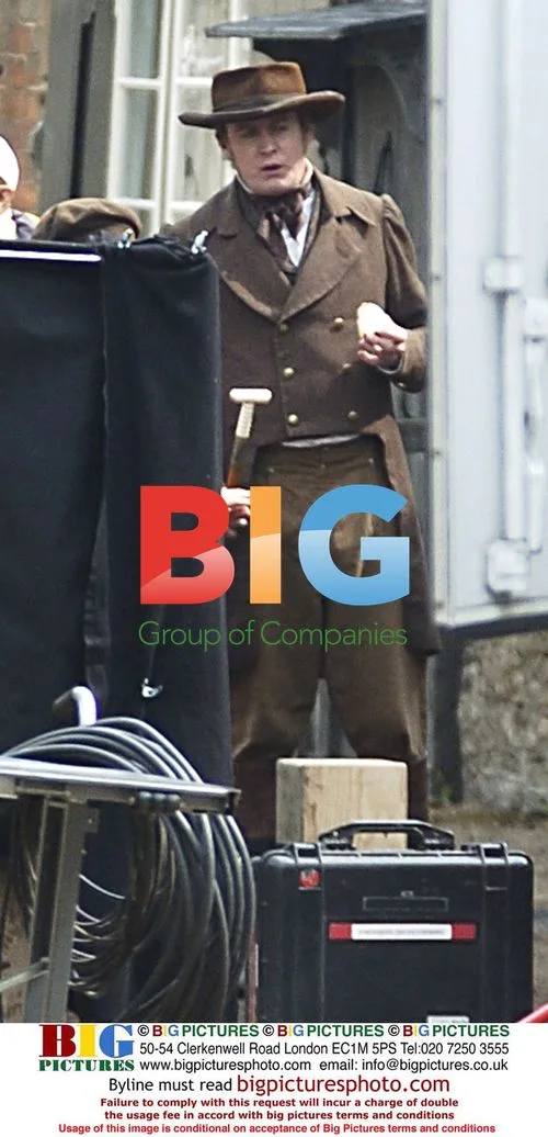 Phillip Glenister on set of Cranford Chronicles