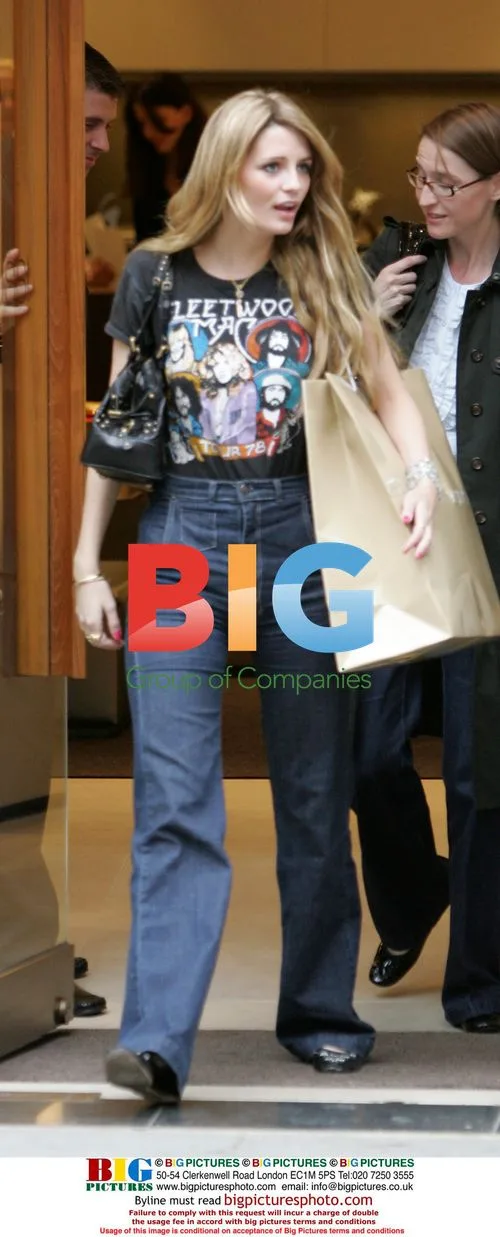 Mischa Barton shopping in London