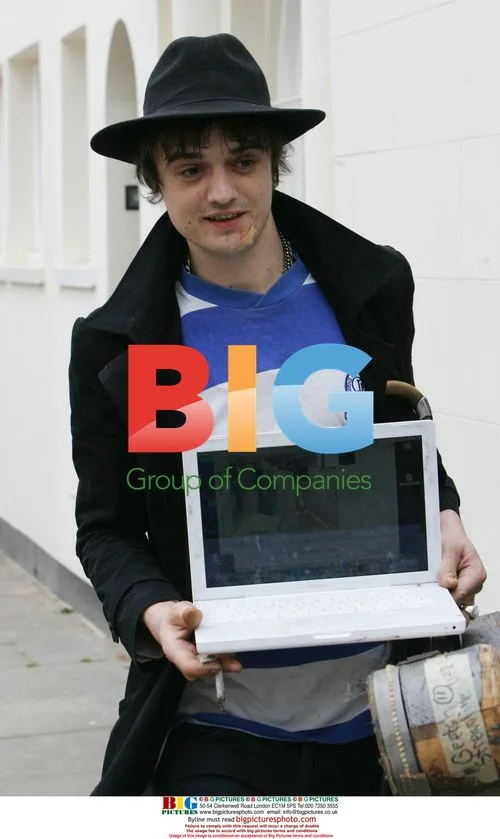 Rocker Pete Doherty Leaving Kate's House