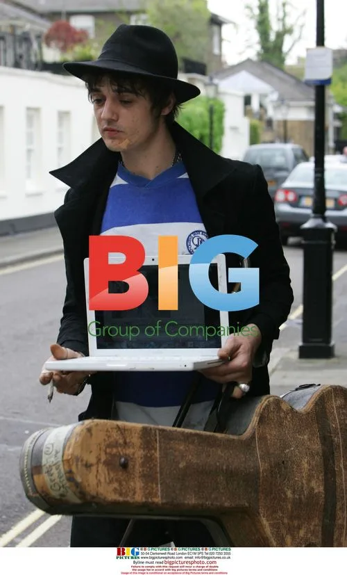 Pete Doherty Leaving Kate's House