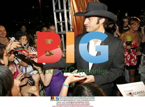 Rose McGowan and Robert Rodriguez at 'Planet Terror' premiere