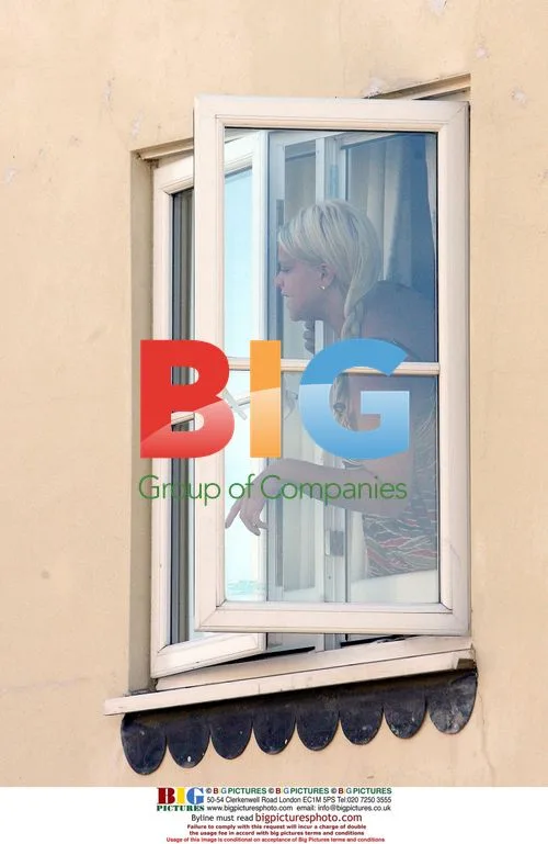 Jade Goody Leaves House, London 2007