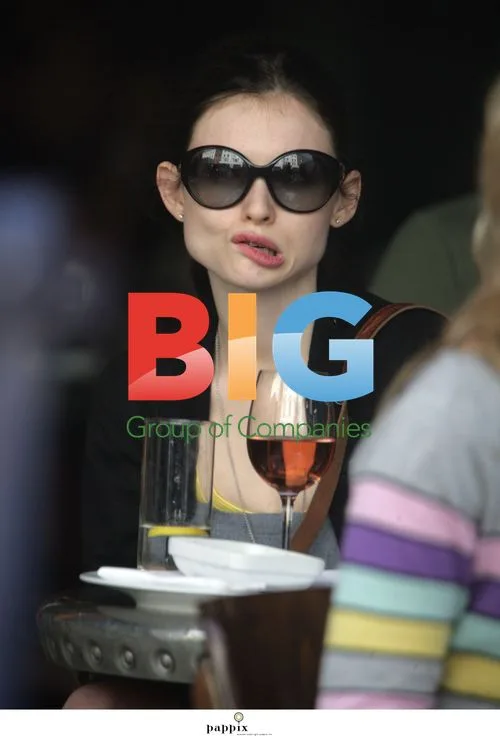 Sophie Ellis-Bextor Spotted Out with Husband