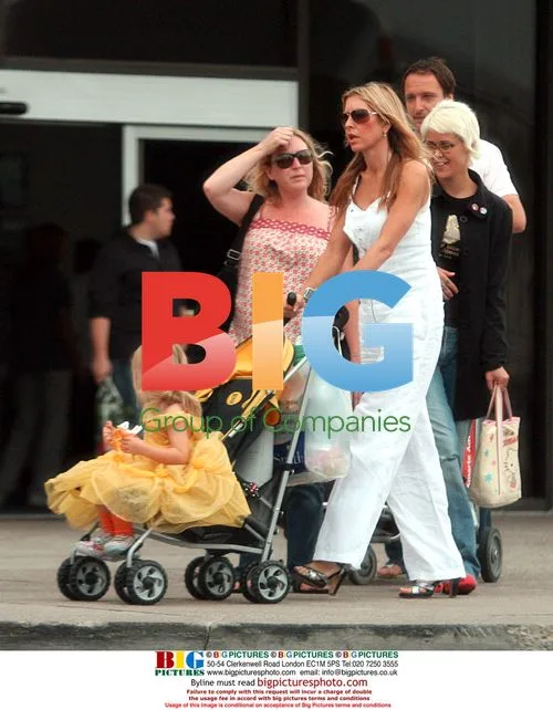 Heather Mills and Daughter Arrive in Las Vegas