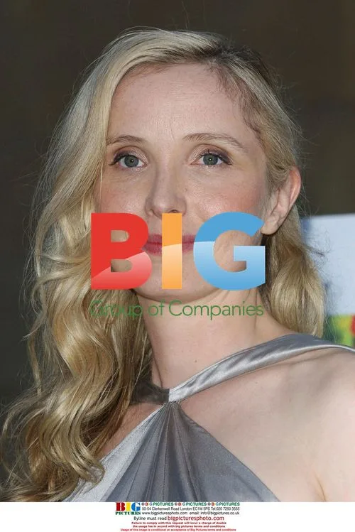 Julie Delpy at Los Angeles Premiere of "2 Days in Paris"