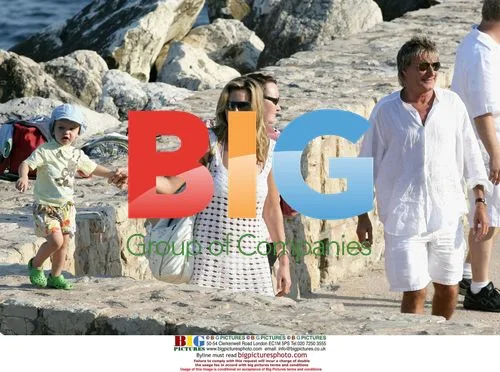 Rod Stewart and Family Vacation in France