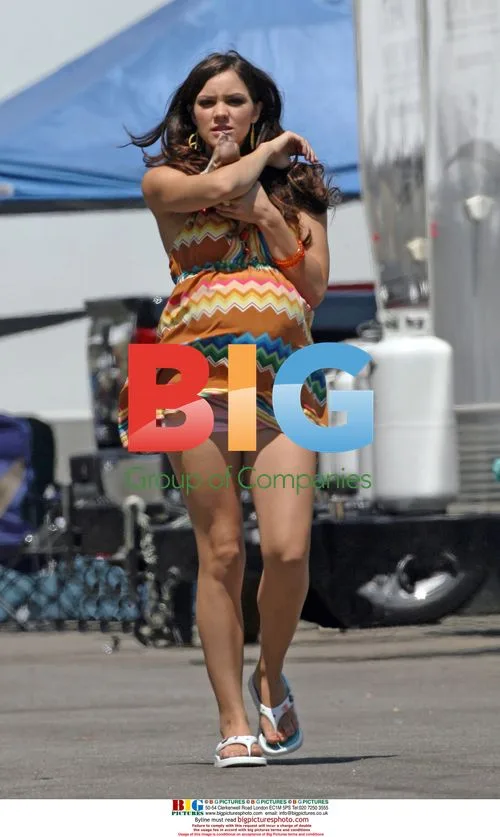 Katherine McPhee on 'House Bunnies' set