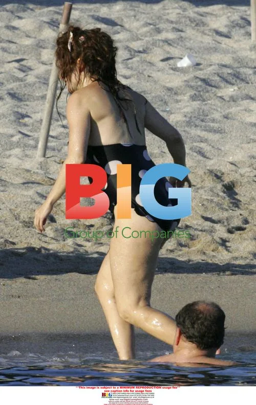 Tim Burton and Helena Bonham Carter on Italy vacation