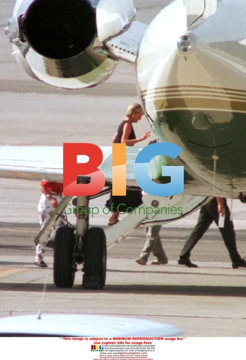 Lady Diana Departs Greece By Private Jet