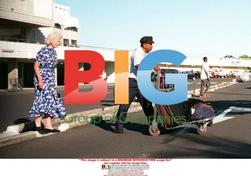 Lady Di's Mother on Vacation in Mauritius