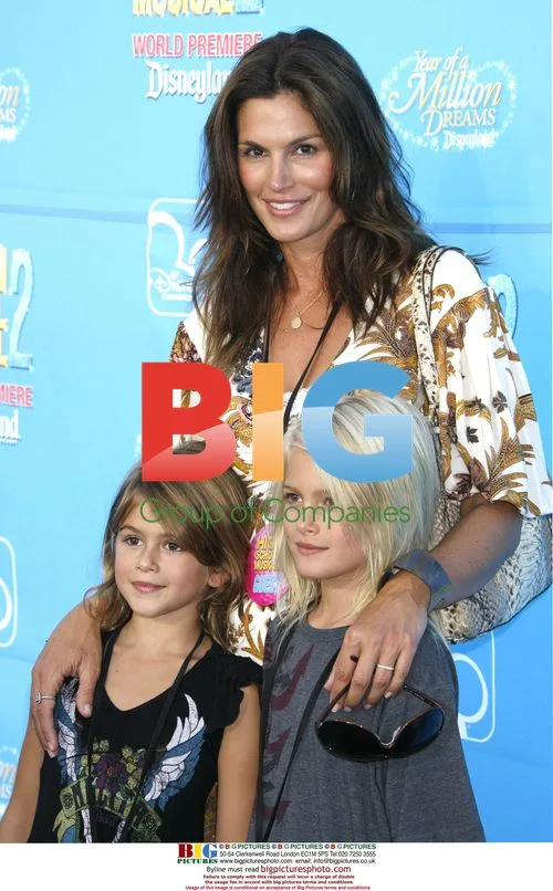 Cindy Crawford and Kids at High School Musical 2 Premiere