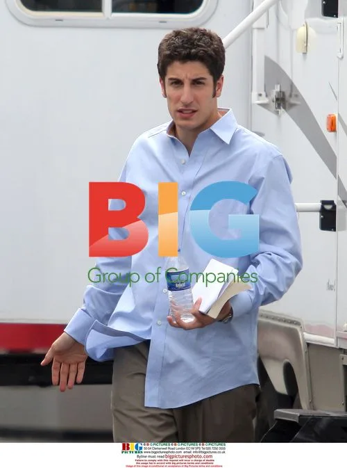 Jason Biggs on set of Bachelor No. 2